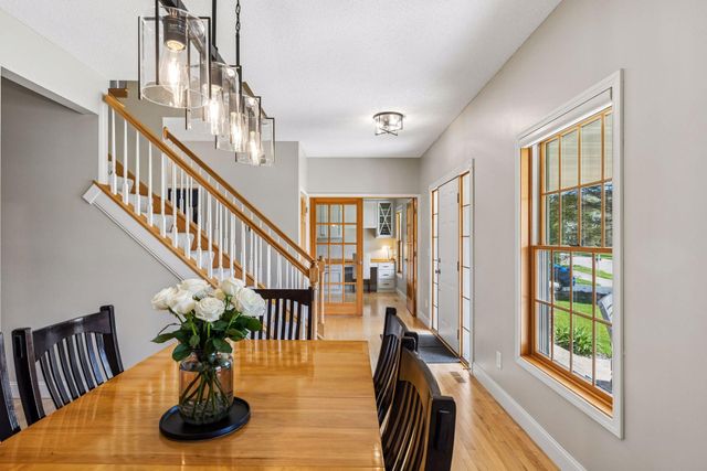 1206 Creekside Crossing, Stillwater, MN 55082