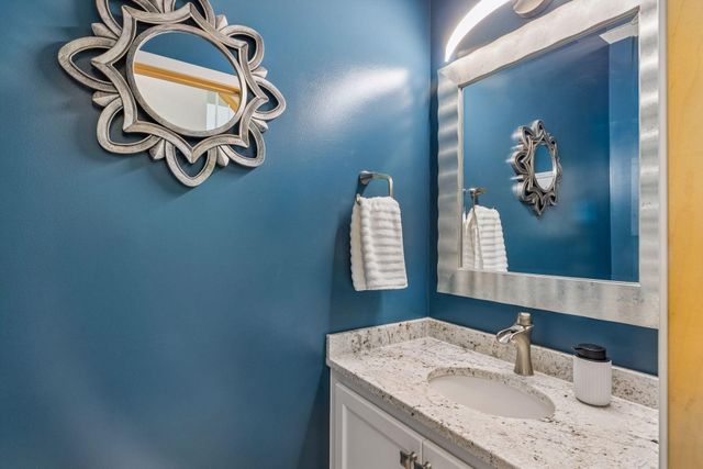 1206 Creekside Crossing, Stillwater, MN 55082
