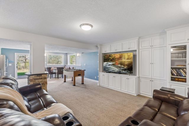 1206 Creekside Crossing, Stillwater, MN 55082