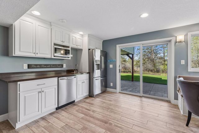 1206 Creekside Crossing, Stillwater, MN 55082