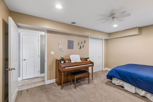 1206 Creekside Crossing, Stillwater, MN 55082