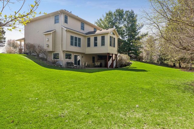 1206 Creekside Crossing, Stillwater, MN 55082