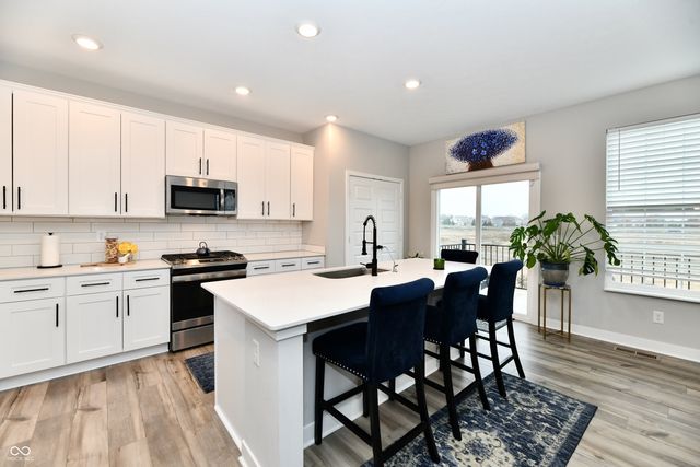 6988 Sunstone Place, Carmel, IN 46033