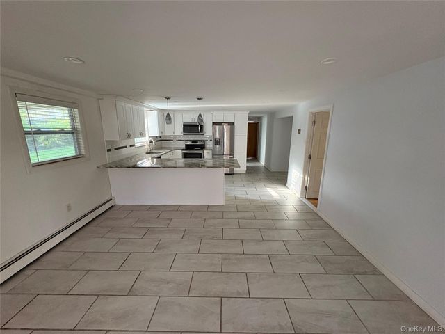 16 Linden Street, Coram, NY 11727