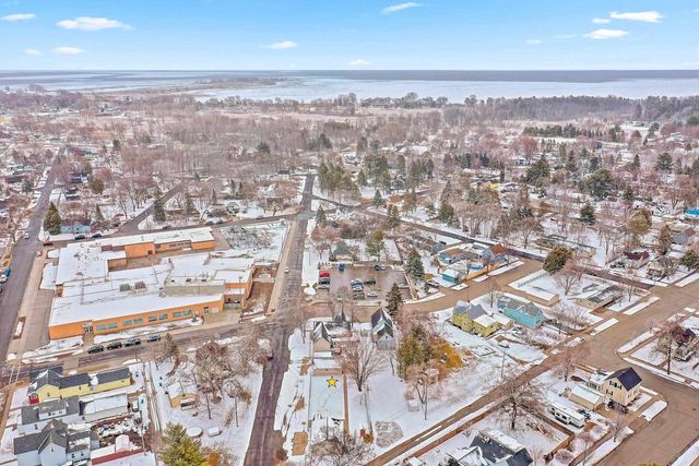 1503 7TH STREET, Marinette, WI 54143