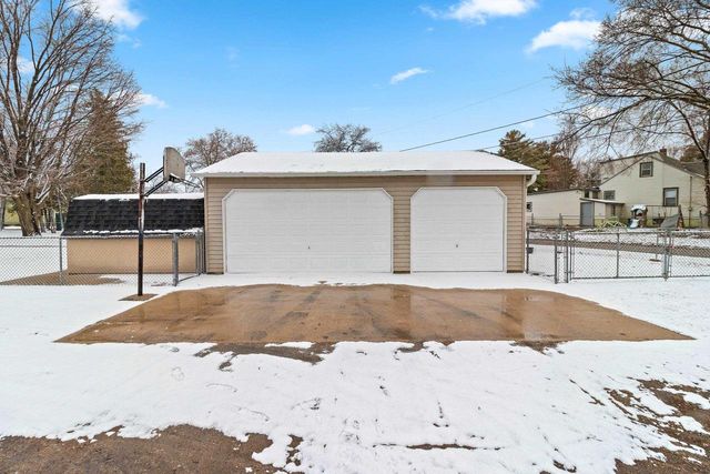 1503 7TH STREET, Marinette, WI 54143