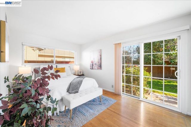 2274 Sleepy Hollow Ave, Hayward, CA 94545