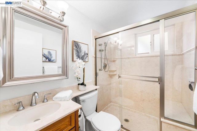 2274 Sleepy Hollow Ave, Hayward, CA 94545