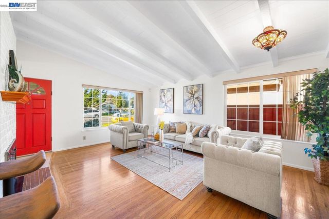 2274 Sleepy Hollow Ave, Hayward, CA 94545