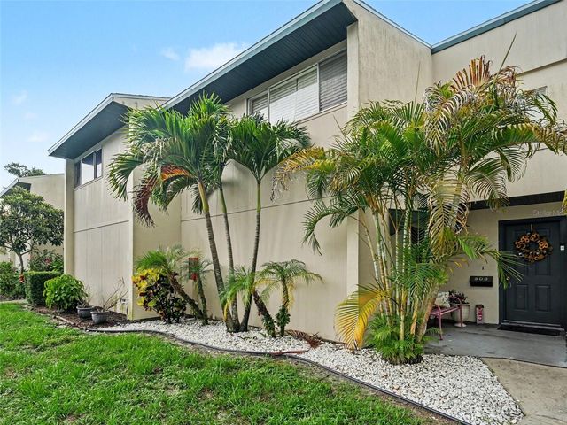 908 BYRON LANE 6, Sarasota, FL 34243