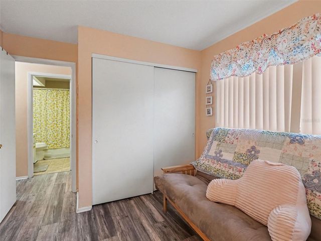 908 BYRON LANE 6, Sarasota, FL 34243