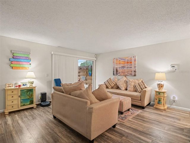 908 BYRON LANE 6, Sarasota, FL 34243