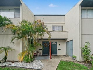 908 BYRON LANE 6, Sarasota, FL 34243
