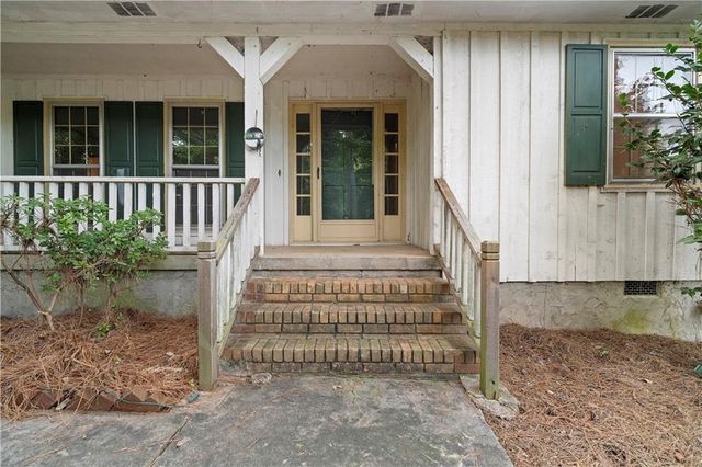 495 Huntington Drive, Alpharetta, GA 30004