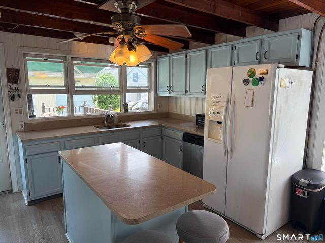 16 Springfield Road, Old Lyme, CT 06371