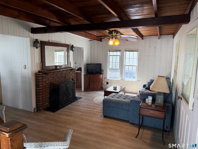 16 Springfield Road, Old Lyme, CT 06371