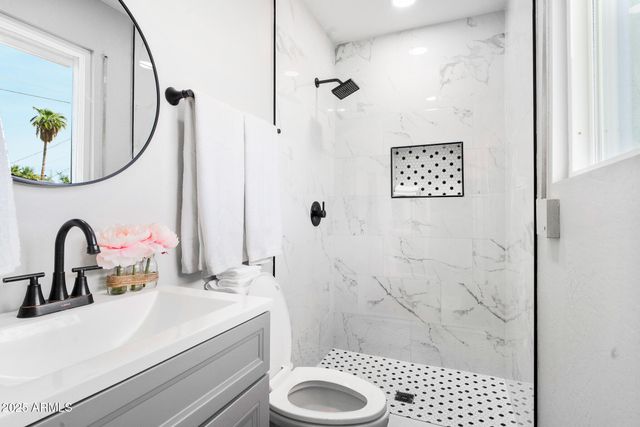 2014 E BAYBERRY Avenue, Mesa, AZ 85204