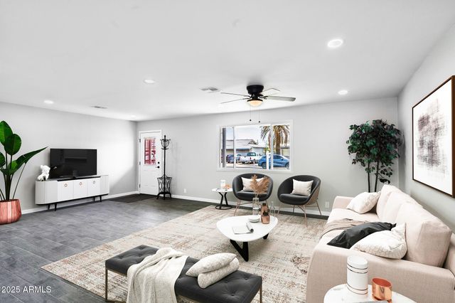 2014 E BAYBERRY Avenue, Mesa, AZ 85204