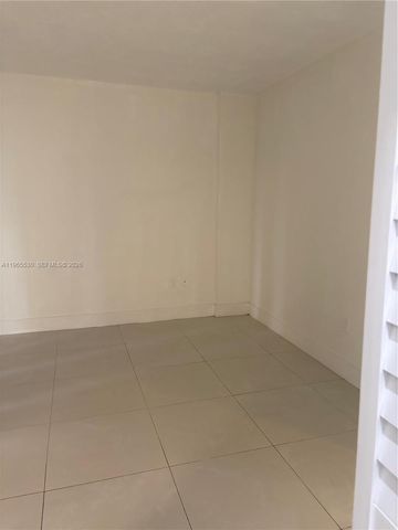 1475 NE 125th Ter 403B, North Miami, FL 33161