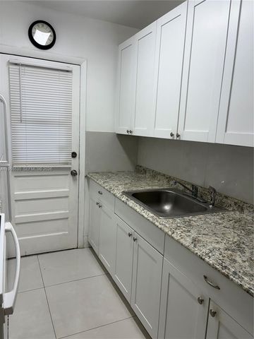 1475 NE 125th Ter 403B, North Miami, FL 33161