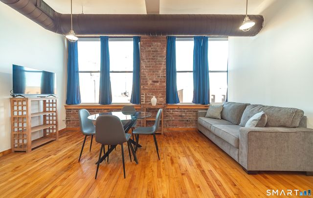 325 Lafayette Street 8205, Bridgeport, CT 06604