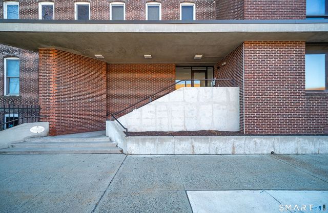 325 Lafayette Street 8205, Bridgeport, CT 06604