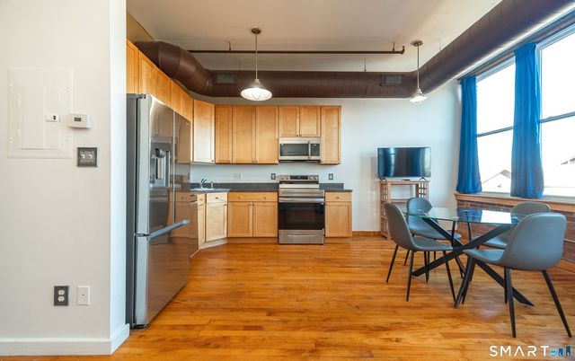 325 Lafayette Street 8205, Bridgeport, CT 06604