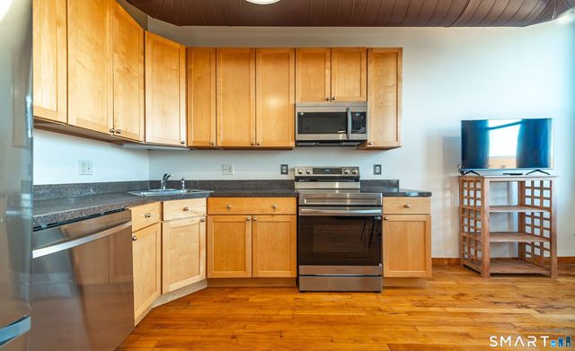 325 Lafayette Street 8205, Bridgeport, CT 06604