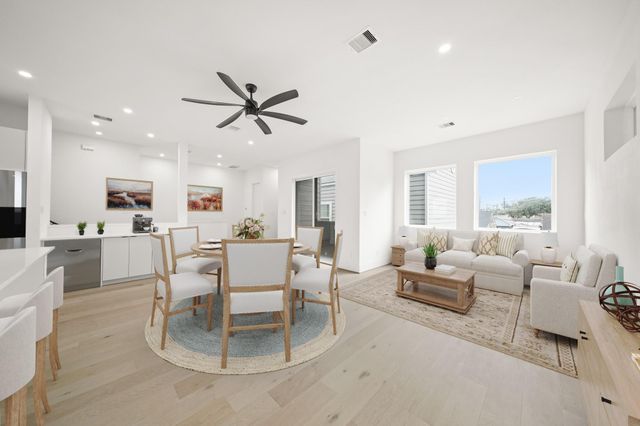 319 N Nagle Street, Houston, TX 77003