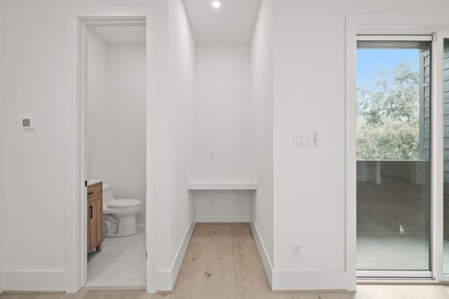 319 N Nagle Street, Houston, TX 77003