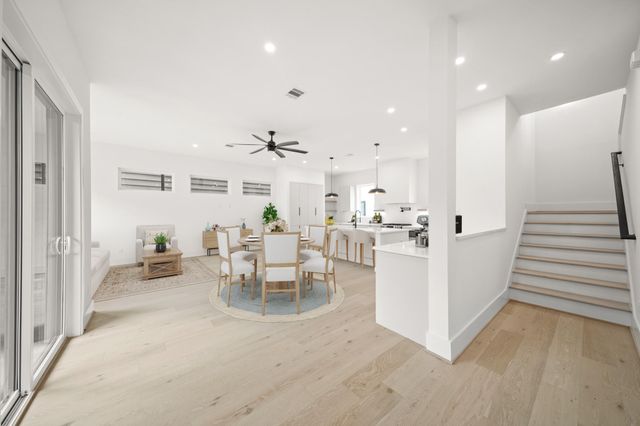 319 N Nagle Street, Houston, TX 77003