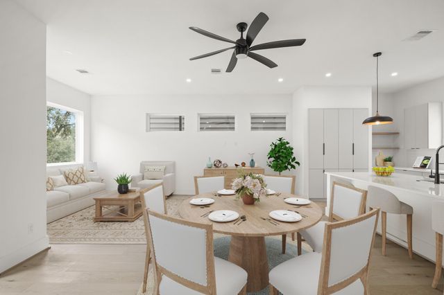 319 N Nagle Street, Houston, TX 77003