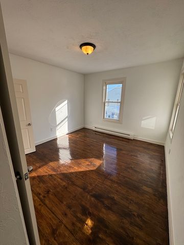 213 Mechanic St 2, Leominster, MA 01453