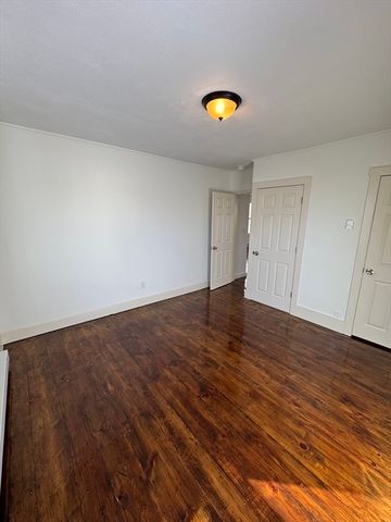 213 Mechanic St 2, Leominster, MA 01453