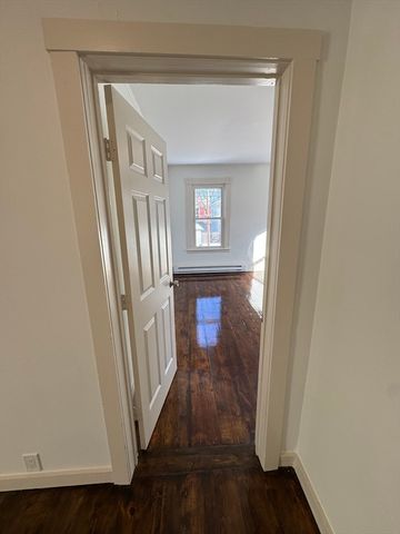 213 Mechanic St 2, Leominster, MA 01453