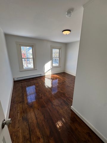 213 Mechanic St 2, Leominster, MA 01453