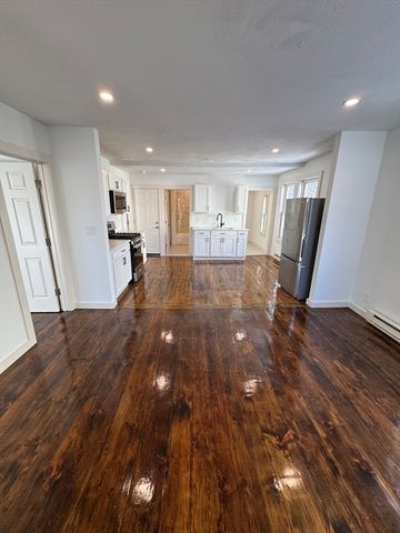 213 Mechanic St 2, Leominster, MA 01453