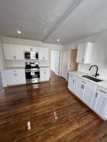 213 Mechanic St 2, Leominster, MA 01453