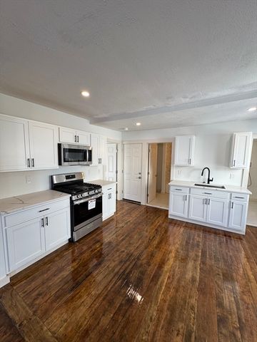 213 Mechanic St 2, Leominster, MA 01453