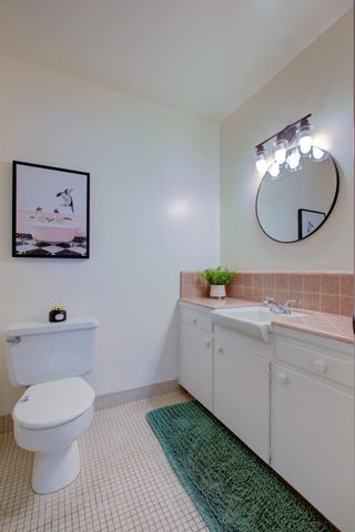 1748 Mulberry Way, Hughson, CA 95326