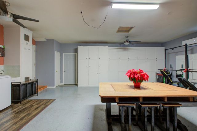 1748 Mulberry Way, Hughson, CA 95326