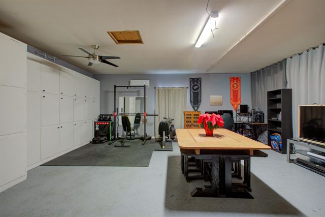 1748 Mulberry Way, Hughson, CA 95326