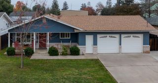 1748 Mulberry Way, Hughson, CA 95326