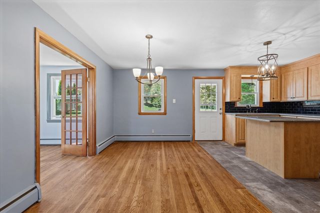 34 Evelyn St, Worcester, MA 01607