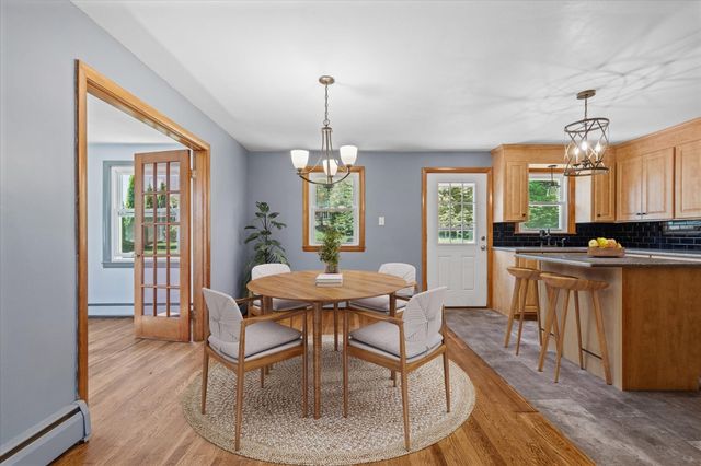 34 Evelyn St, Worcester, MA 01607