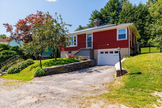 34 Evelyn St, Worcester, MA 01607