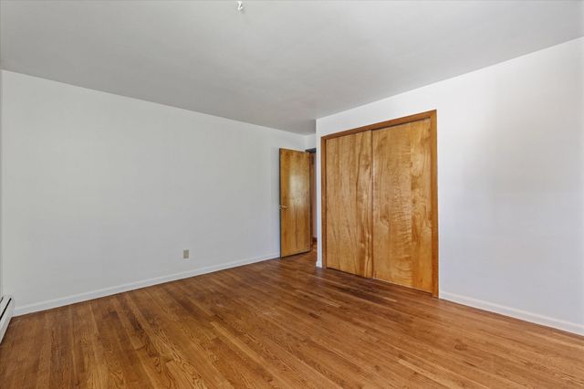 34 Evelyn St, Worcester, MA 01607