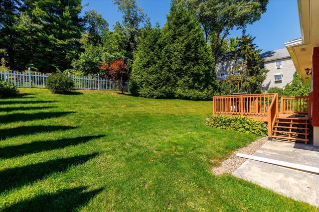 34 Evelyn St, Worcester, MA 01607