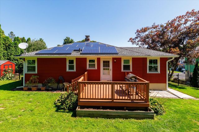 34 Evelyn St, Worcester, MA 01607