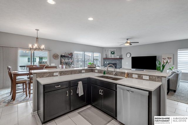 8919 N 171st Street, Bennington, NE 68007